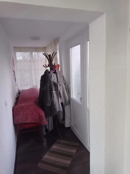 Casă cu 4 camere cu Teren 1018 Mp în Moțăieni