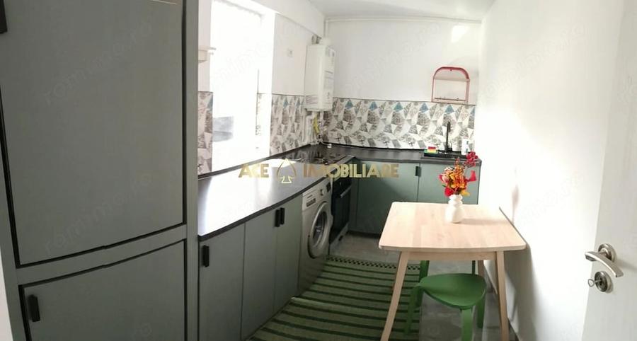 Apartament cu 2 camere decomandat în Berceni
