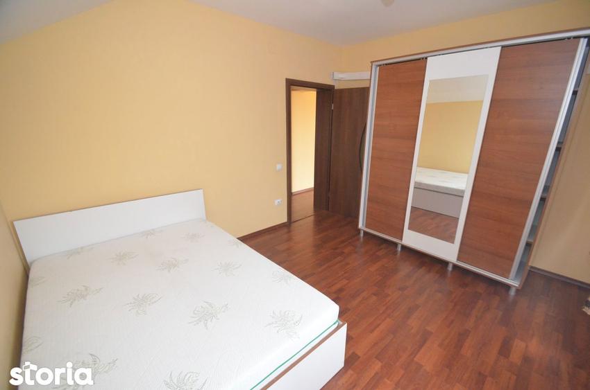 Casă cu 5 camere cu Canalizare în Ghiroda
