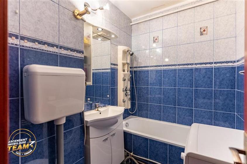 Garsonieră circulară în Centrul Civic