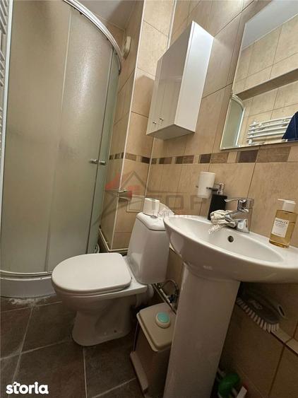 Inchiriere Apartament cu 3 camere Canta Bloc Nou - 12