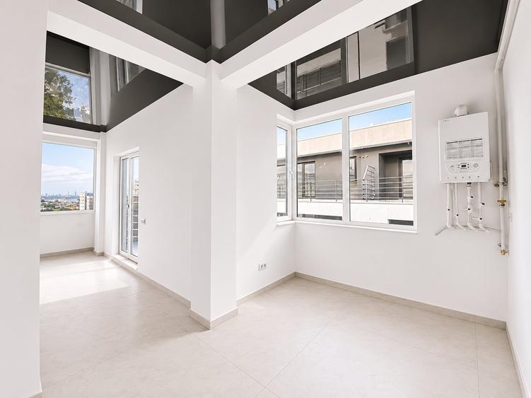 Apartament cu 3 camere decomandat în Mamaia-Sat