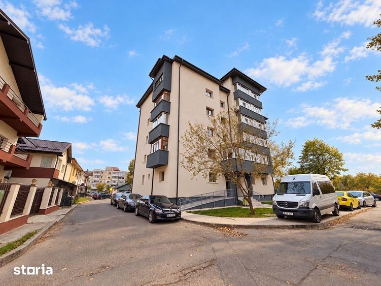 Apartament cu 4 camere decomandat în Ciurea