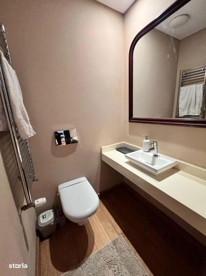 Apartament cu 2 camere, mobilat în Tei