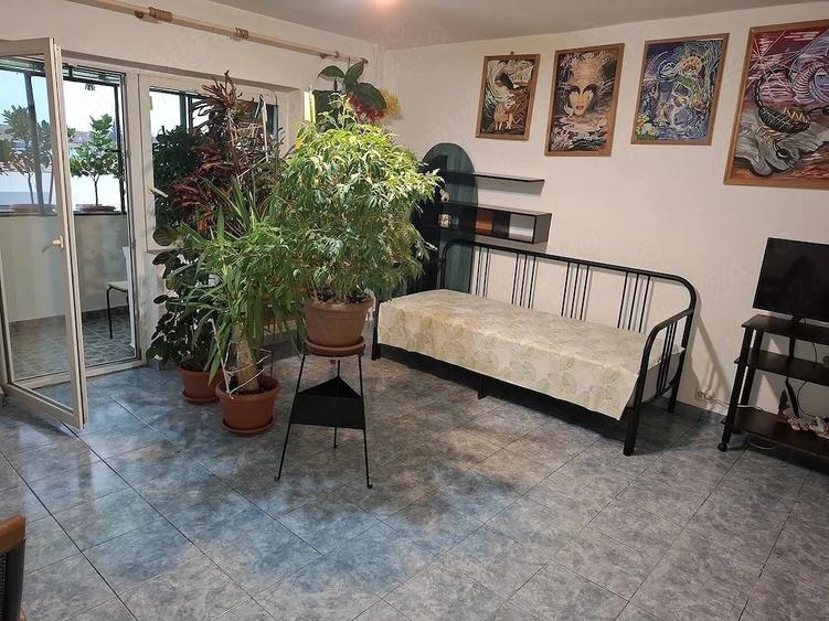 Garsonieră decomandată în Complex Studențesc