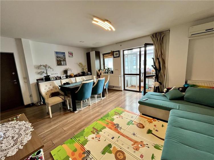 Apartament cu 2 camere decomandat în Exterior Sud