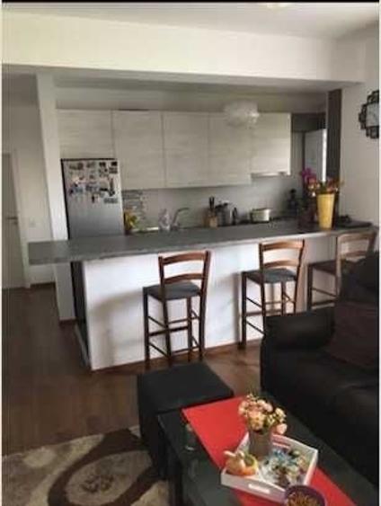 Apartament cu 3 camere semidecomandat în Exterior Vest
