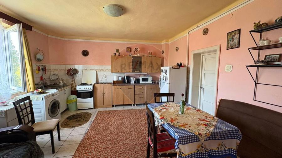 Casa intr-o loca?ie cu panorama deosebita, in zona Mosnei - 12