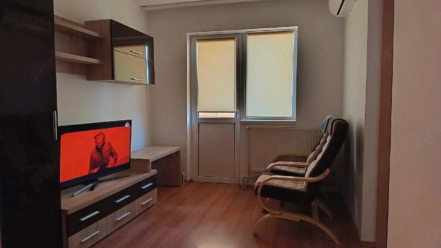 Apartament cu 2 camere semidecomandat în Exterior Vest