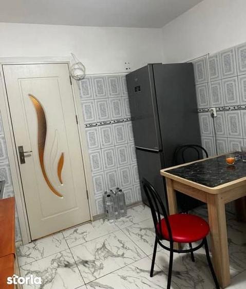 Apartament cu 2 camere decomandat în Est