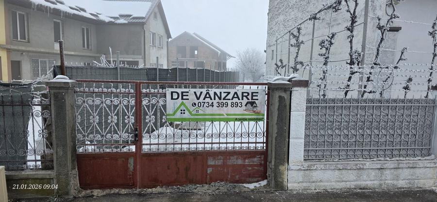 Casă cu 4 camere în Central