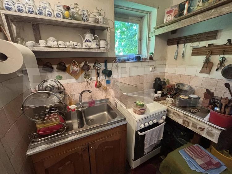 Casă cu Teren 900 Mp în Cehei