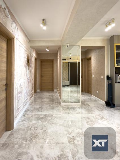 Apartament cu 5 camere decomandat în Tomis Plus