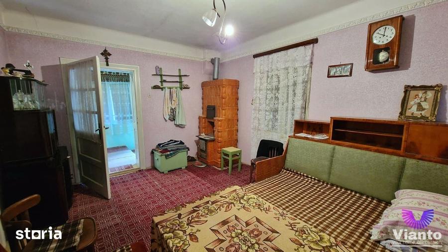 Casă cu 3 camere cu Teren 909 Mp în Poiana Sibiului