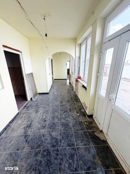 Casă cu 4 camere cu Teren 470 Mp în Aradul Nou
