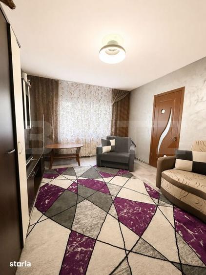 Apartament cu 2 camere semidecomandat în 22 Decembrie 1989