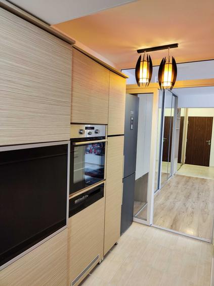 Apartament cu 3 camere decomandat în Nufărul