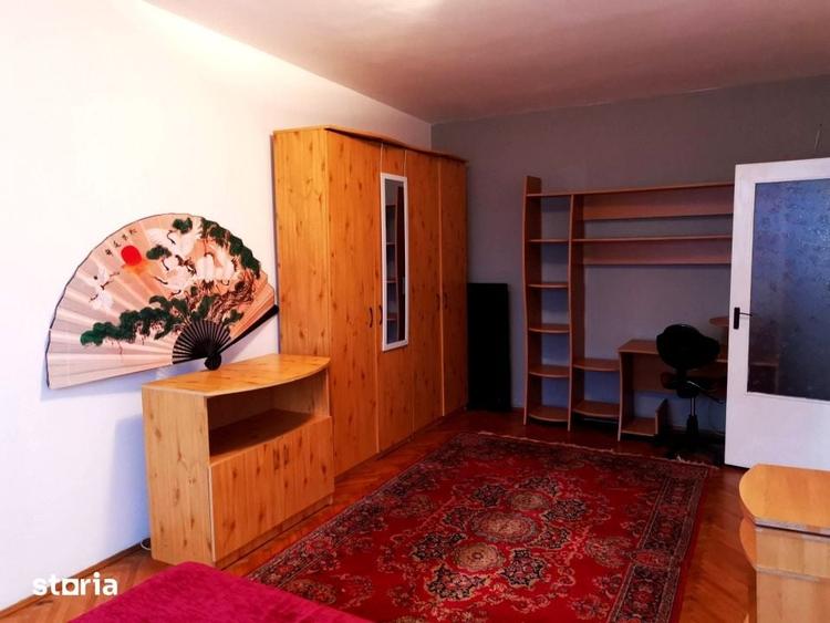 Apartament cu 2 camere decomandat în Gruia