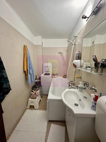 Apartament cu 2 camere decomandat în Sebastian