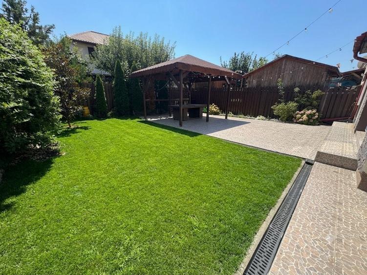 Duplex cu 5 camere cu Canalizare în Mogoșoaia