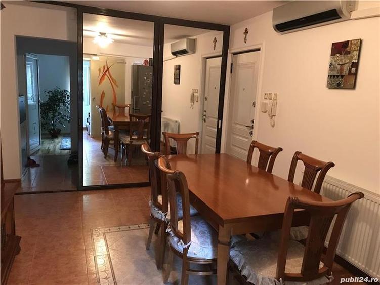 Apartament cu 3 camere decomandat în Aradului