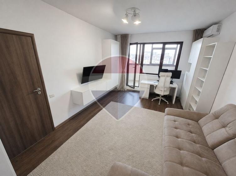 Apartament cu 3 camere decomandat, mobilat în Rahova