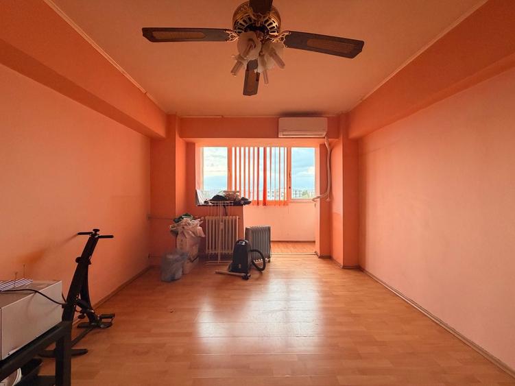 Apartament cu 2 camere semidecomandat în Crângași
