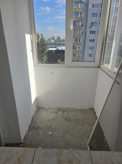 Garsonieră decomandată în Rahova