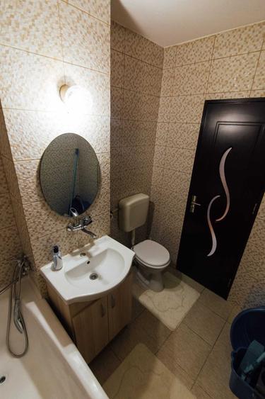 Apartament cu 2 camere decomandat în Budiu Mic