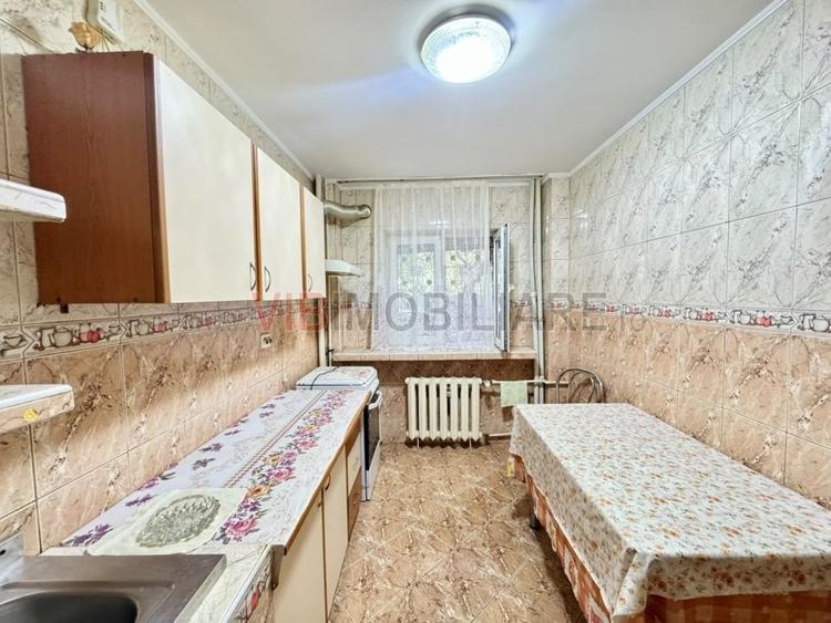 Apartament cu 2 camere decomandat în Militari