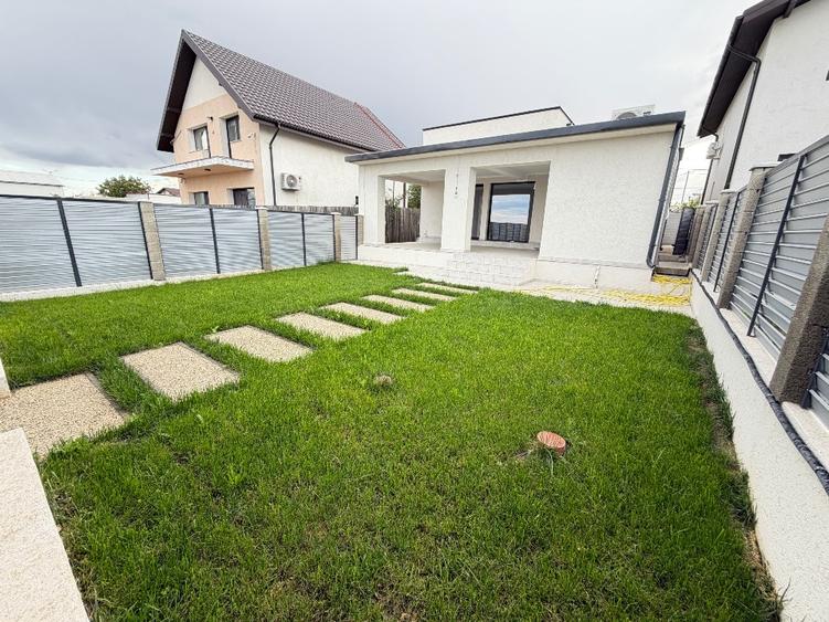 Casă individuală cu 4 camere cu Teren 415 Mp în Bălăceanca