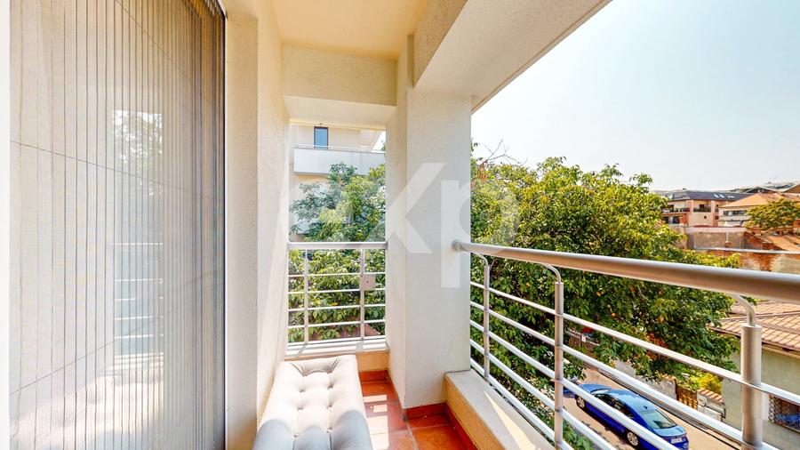 Apartament cu 4 camere decomandat, mobilat în Aviatorilor