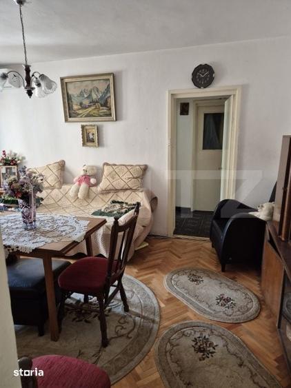 Apartament cu 2 camere semidecomandat în Micro 9