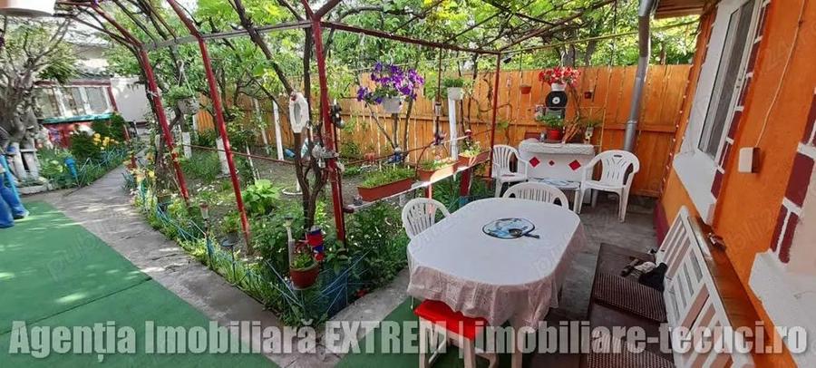 Casa cu 4 camere ?i 417mp teren in fa?a garii de sud din Tecuci - 9