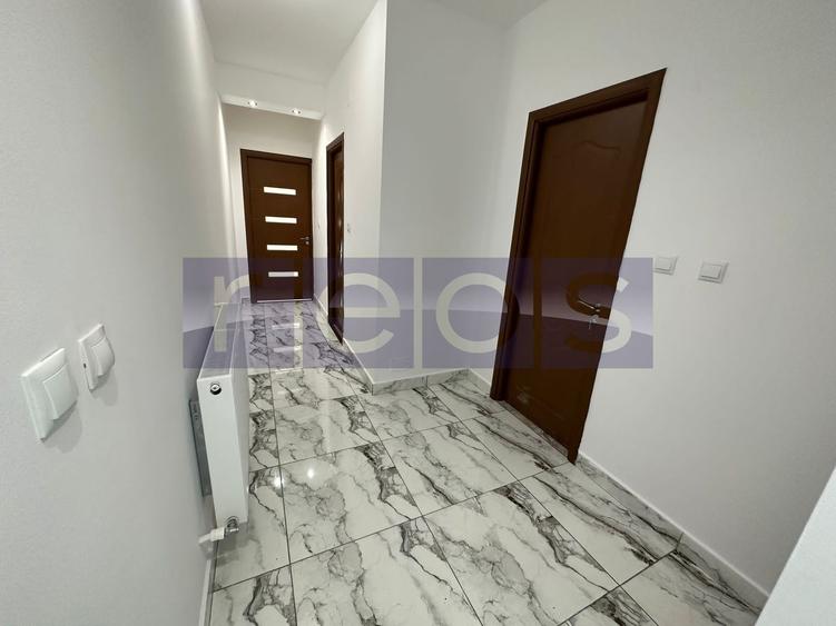 Casă individuală cu 5 camere cu Canalizare în Vitan