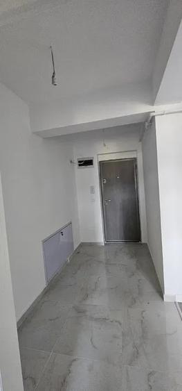 Apartament cu 2 camere semidecomandat în Vișani