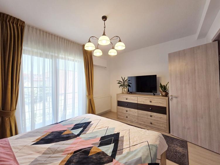 Duplex cu 5 camere cu Canalizare în Theodor Pallady