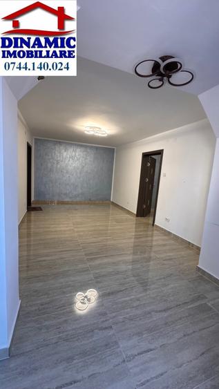 Birou, de 25 mp, în Central