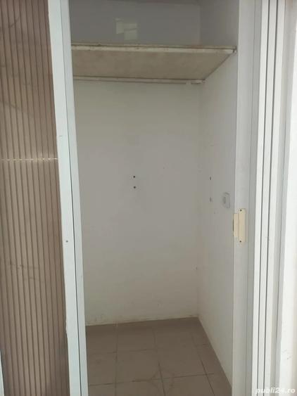 Spațiu comercial, de 27 mp, în Dacia