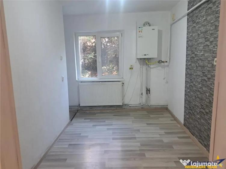 Spațiu comercial, de 54 mp, în Central