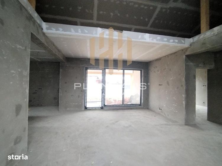 Casă cu 3 camere cu Teren 497 Mp în Mocira