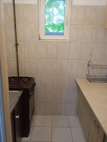 Casă cu 3 camere decomandat în Pictor Rosenthal