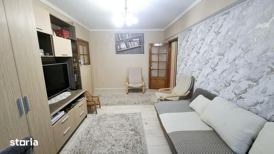 Apartament cu 3 camere în Calea Aradului