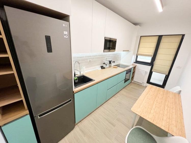 Apartament cu 2 camere decomandat, mobilat în Virtuții