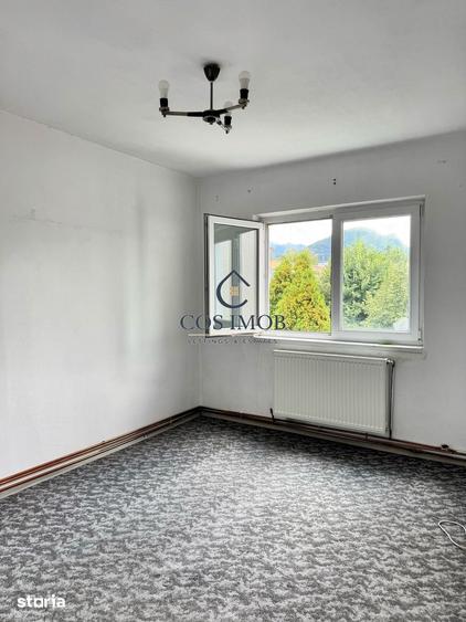 Apartament cu 4 camere în Hărmanului