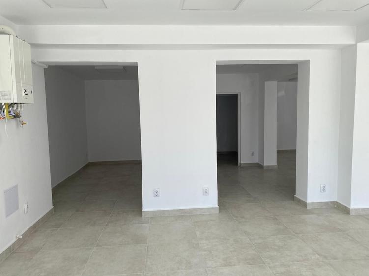 Spațiu comercial, de 110 mp, în Hunedoara