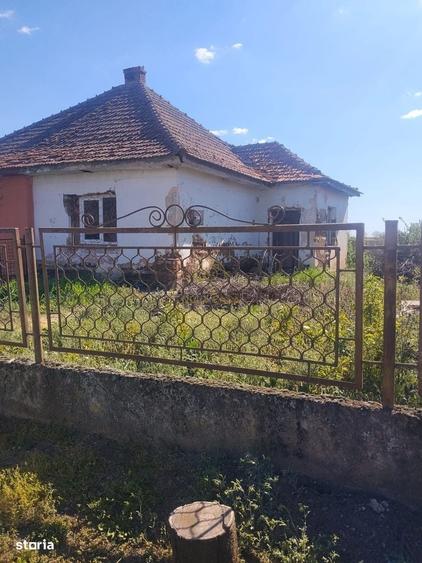 Casă cu 2 camere în Pir