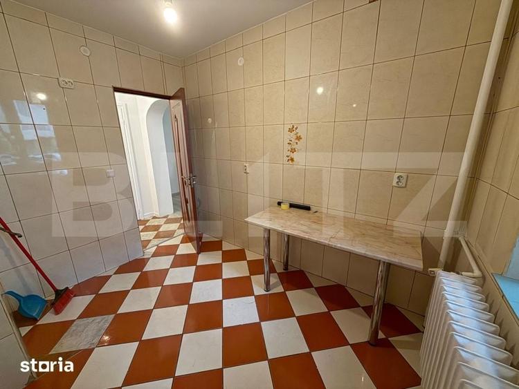 Apartament cu 2 camere semidecomandat în Republicii
