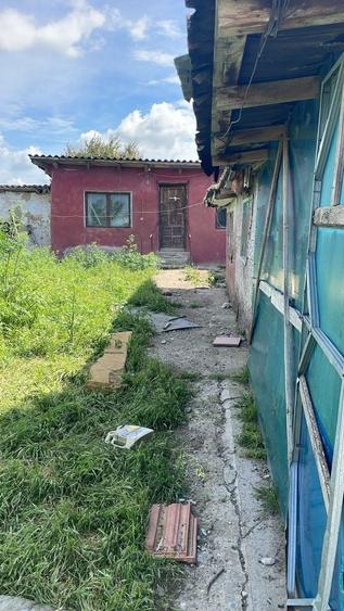 Casă cu 4 camere în Țepeș Vodă
