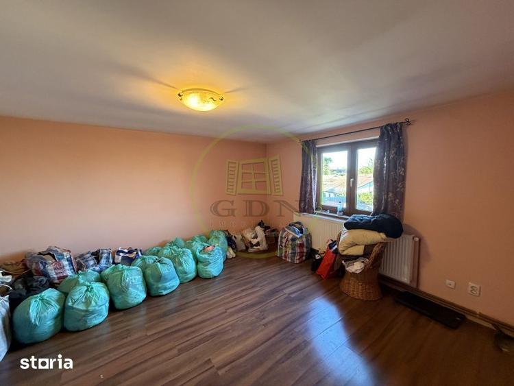 Casă cu 5 camere cu Teren 581 Mp în Brestei